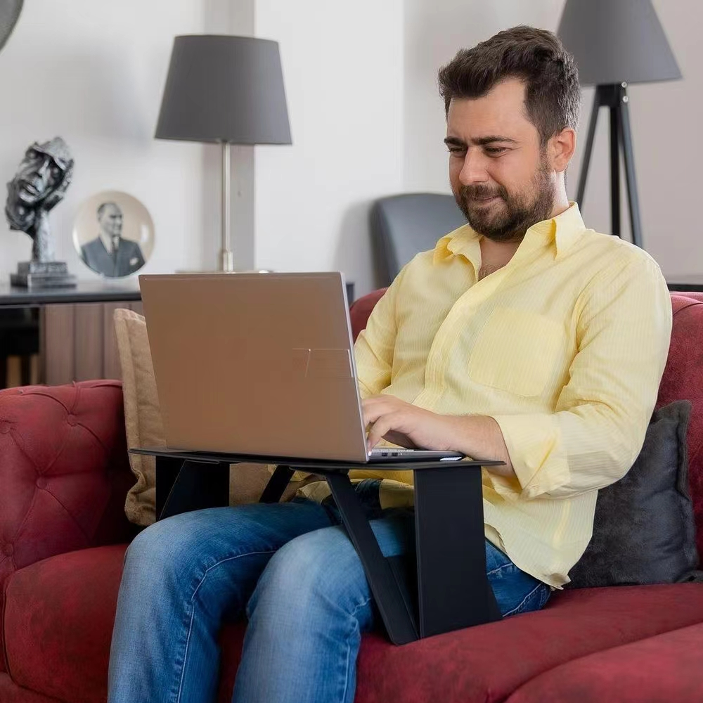 iSwift Pi foldable laptop desk for WFH